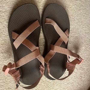 Chaco’s, size 10! Never worn!!!